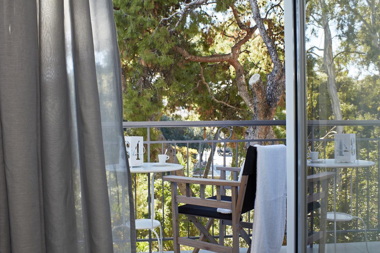 The Gardens Gallery Hotel Ксилокастро Экстерьер фото